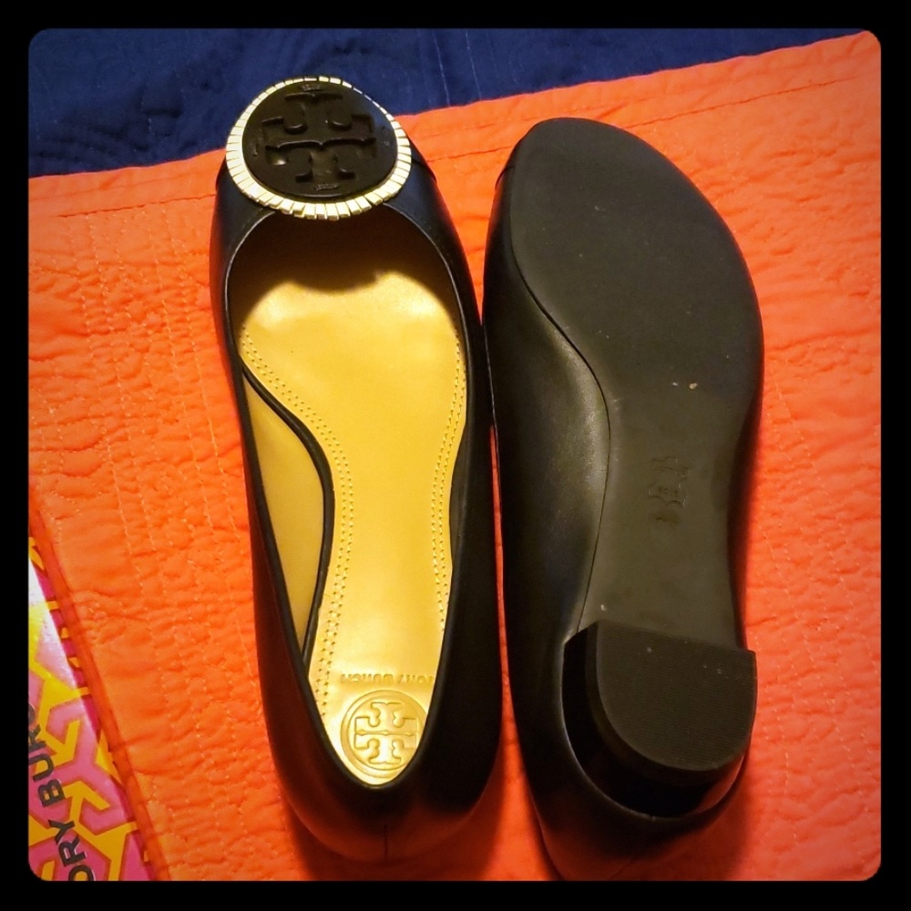 Shoe